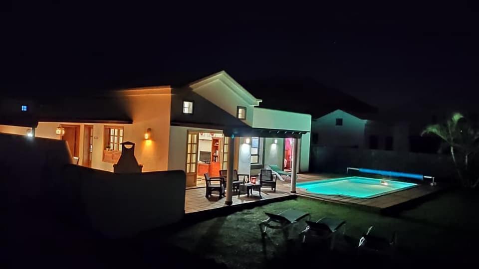 Villa Bol-Can con piscina privada Playa Blanca  Exterior foto
